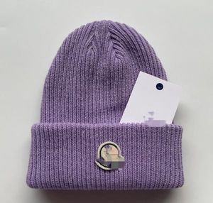 Cappello lavorato a maglia Autunno e inverno Cappello caldo da uomo Berretto di lana europeo e americano Flangiatura Cappello a cuffia con punta chiusa Cappello con paraorecchie a prova di freddo