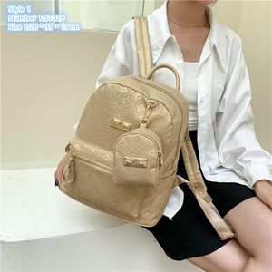 wholesale borsa a tracolla da donna 2 stili borsa a mano morbida in rilievo di grande capacità portamonete plug-in zaino in pelle casual stile college zaini personalizzati