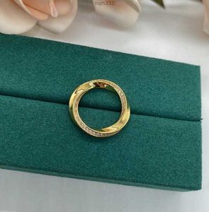 New Designer Band Rings Plain Thin Pair Minimalist Ins Design Fashionable Tail Irregular Twist Bague Couple Anello with Boxn749rhh7