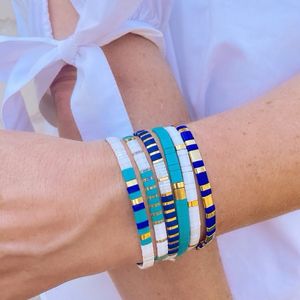 Bohemisk stil ny nischdesign flerfärgad tila rispärlor smycken fabriksfabrik direktförsäljning plats grossist armband för kvinnor