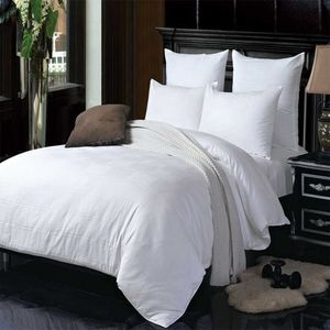 Zestaw pościeli Yaxinlan Pure Cotton Pure Kolor Luksusowy styl hotelowy satynowy arkusz łóżka kołdra poduszka 6pcs Nowy produkt 2019 Y200111
