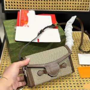 Designerväskor unisex crossbody handväska axelpåsar koppling läder tryck axel messenger purses telefonpåsar 230524