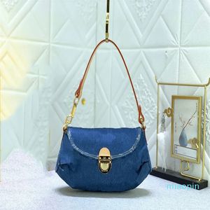 2023-Fashion bags Medieval Denim Bag Designer Messenger Bag Monograms Shoulder Courier Handbag Designers Luxurys Cross body bags for women bolsas