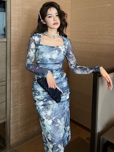 Abiti casual 2024 eleganti sexy da donna sexy midi blu fiori a maglie lunghe pieghe a fessura abito da festa magra abito da festa francese