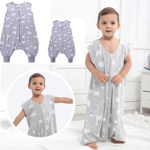 Sovsäckar baby sömnväska med fötter vår sommar bärbar filt ben bomull soversack för småbarn mjuk född romper kläder 230601