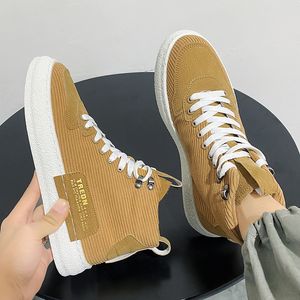 Vendita calda invernale Scarpe maschili Moda uomo Stivali Classic Comode scarpe da ginnastica da uomo piatte antiscivolo Calde scarpe sportive casual