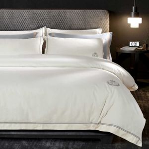 فاخر مصر القطن Sanding Simple Hotel Style Bedding مجموعة غطاء لحاف دافئ مجموعة السراويل سدادات الملكة الملك الحجم 4pcs C0223