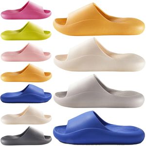 Yeşil Sarı Erkekler İçin Tasarımcı Sandal Terlik Kaydırıcıları Kadınlar Sandalet Slayt Koşucuları Pantoufle Katırlar Erkek Kadın Slaytlar Dişleri Trainers Flip Flops Sandles Color6