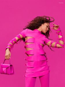Повседневные платья сексуальные высокие шеи с длинным рукавом Полово -лука платье элегантное розовое красное из Bodycon 2023 Коктейль -клубная вечеринка