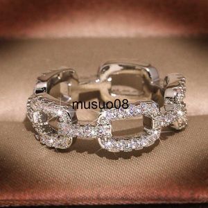 Anelli a fascia 925 New Silver Color Chain Ring con Bling Zircon Stone Rings per le donne Wedding Engagement Fashion Jewelry gift J230602