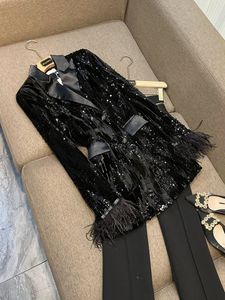 2023 Autumn Black Feather Panelled Sequins Blazers Long Sleeve Notched-Lapel Double-Breasted Outwear Coats O3L018350