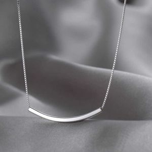 Pendant Necklaces VOQ Silver Color Simple Square Tube Necklace Geometric Smile Clavicle Chain for Women Gifts J230601