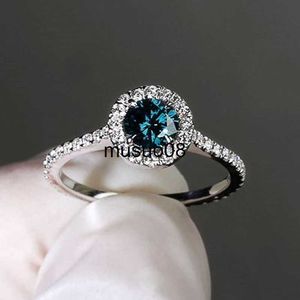 Pierścienie zespołowe Huitan Proste i klasyczne wesele pierścienie wieczności dla kobiet białe/niebieskie/czerwone sześcienne cyrkonia Temperament Kobiet Pierścienie Trend Biżuteria J230602