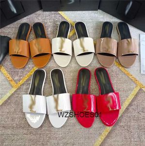 New style Slippers Sandal Sliders Macaron thick bottom non-slip soft bottom fashion G house slipper women wear beach flip-flops INS 35-45