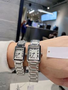 Tankklocka Fashion Quartz Designer Watches For Men Square Baked Blue Button White Dial Orologi Rostfritt stål Movement Watches High Quality XB09 C23