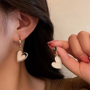 Charm New Fashion Love Heart Drop Earring for Women Long Farterfly Earrings Party Wedding Jewelry R230603