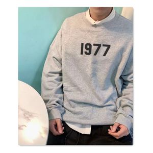 Klassisk mens hoodie designer tröjor shirts esse 1977 rund hals bomull långärmad mode high street män hoodies lös mångsidig avslappnad toppkläder par stil