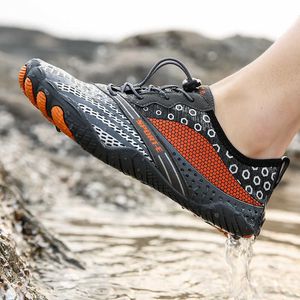 Водяные туфли мужская аква -быстро сушная пляж -пляж Женский воздухопроницаемый босые брусные спортивные туфли для плавания по пешеходным туфлям P230603