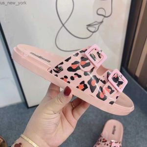 Melissa Women's Shoes Summer 2023 Женская сплошная желе -желе для модные капустые пляжные тапочки SM129 L230518