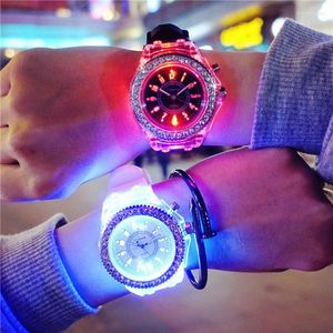 Wristwatches Fashion Colorful Glowing Women's Pointer Watch With Rhinestone Silicone Strap Y2K Youth Trendy Cool Accessories Wholesale