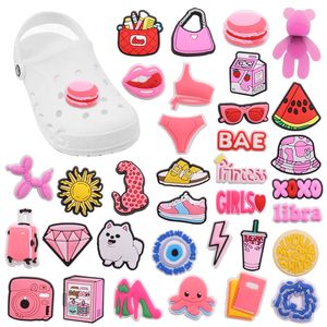 Vendita calda 50 pz Charms per scarpe in PVC Cappello rosa Borsa per fotocamera Accessori per notebook Decorazione scarpa fai da te per regalo di Natale per bambini Jibz