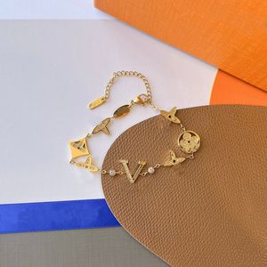 Gorący styl z pudełkiem Never Fade 18k Gold Bracelets Bracelets Breaks Bregi-end Mander Designer Bransoletka ze stali nierdzewnej Inkrustowana kryształowa biżuteria świąteczna