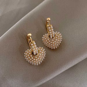 Stud 2022 Popular Celebrity Style Sweet Pearl Heart Love Pendant for Women's Fashion Luxury Jewelry Earrings G230602