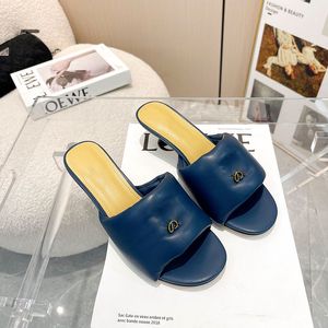 Дизайнерские женщины Loeweess кожаные сандалии высокие туфли на каблуках Summer Beach Sexy Black Flat Slippers Ladies Sandals Slippers 34-44