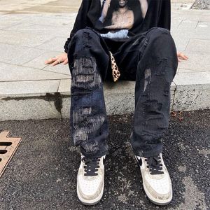 Jeans Embroidered Patch Hole Straight Jeans Men and Women Ing Jogging Pants Trend Loose Wide Leg Hip Hop Trousers Hot Sale Ins