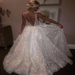 Vit Sparkle Sequined Wedding Dresses Deep V Neck Sexig låg rygg Billig tävlingsklänning Brudklänningar271h