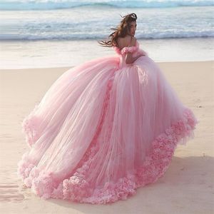 Abiti da sposa rosa romantici Abiti da ballo principessa Appliques floreali 3D Grandi abiti da sposa modesti e gonfi Abiti da sposa arabi Dubai robe219D