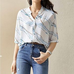 Kvinnor BLOUSES Blue Print Chiffon Shirt Spring Summer Fashion Blue 2023 Korean Style Långärmning Vänd ner krage elegant för kvinnlig