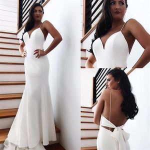 2020 Vestidos de Noiva Sem Costas Baratos Praia Sexy Costas Abertas com Laço Longo Trem Vestidos de Noiva Sereia Robe de soriee BM1552246V