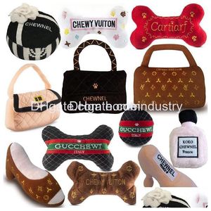 Giocattoli per cani Mastica disegni Fashion Hound Collection Unique Squeaky Parody Plush Dogs Toy Borsa per bottiglia Highheeled Shoe Dhmat