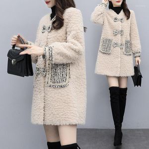 Cappotto cardigan in pelliccia da donna Donna 2023 Pile di pecora a grana invernale Moda donna O Collo Lana di agnello medio lungo
