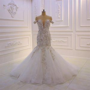 2019 Vintage 3D Lace Flowers Mermaid Wedding Dresses Luxury Off Shoulder Sequined Beaded Plus Size Bridal Gown Real Pictures273U