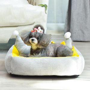 Stifte niedliche Kronen Haustier Prinzessin Betten für kleine Hunde Winter warmes Welpe Katzensofa Bett Shih Tzu Yorkies Zwinger Abnehmbare Maskottchen Vorräte