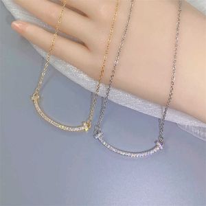 Pingente Colares Fios Cordas Coreano nova moda cheio de diamantes sorriso Colar feminino ins personalidade nicho titânio aço ouro luz luxo colar corrente