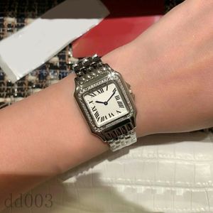 Модные часы Mens Luxury Watches High End Импортируемые из нержавеющей стали Quartz Женщины Montre Homme Деликатные благородные алмазные запястья часы Sapphire SB002 C23