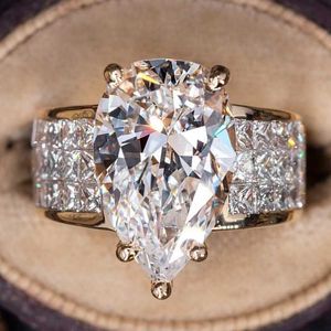 Solitaire Ring Luxury Metal Inlaid Boutique Pear Shaped Zircon Rings Elegant Princess Engagement Anniversary Party Wedding Rings Z0603