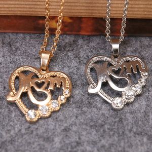 Lucky Hollow Mom Letter Pendant Necklace Ladies Heart Shaped Necklace With Zircon Mother'S Day Jewelry