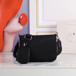 مصمم الأكياس الفاخرة Crossbody Clutch محافظ سستة حقيبة الكتف نايلون كروس الجسم حقيبة يد للسيدات حقائب أصلية