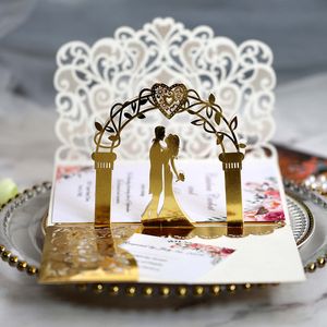 その他のイベントパーティーのサプライ25 50pcsヨーロッパレーザーカット結婚式の招待状カード3dトライフォールド花嫁と新郎レースの挨拶230603