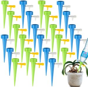 Sprutor Självvattnande spikar Automatisk justerbar droppbevattningssystemanordningar för växter Flower Auto Water Dripper Device 230603