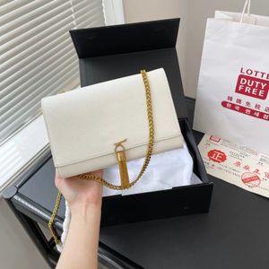 Luxurys tasarımcısı Kate Tassel çantaları yüksek kaliteli bayan zarf el çantası woc zincir totes kadınlar debriyaj klasik omuz çantaları flip deri crossbody cüzdan