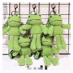 Plush Keychains Cute Cartoon Animal Toy Keychain ryggsäck myntpåse grodtillbehör gåva kawaii bil 230603