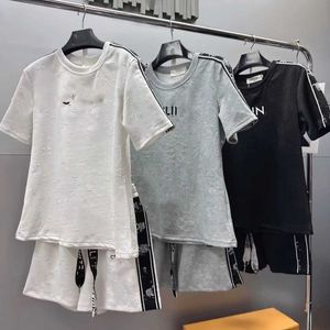 Designer Sports Suit Casual Suits Celiine Clothes Fashion Tides Brand New Spring and Autumn Broken Print Wear Damage Crewneck Cotton Wave Short Sleeve Pants Tie Suit