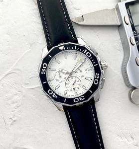 Mens Luxury Watch Watches High Quality Designer Fashion Luxury 42mm rostfritt stål kvartsbatteriklocka