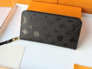 Single zipper WALLET the most stylish way to carry around money cards and coins men leather purse card holder short business women wallet M66081
