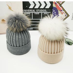 Berets PUNS007 Winter Girl Curled Thick Wool Knitted Beanies Caps Genuine Fluffy Removable Fur Pom Balls Knitting Hats Skullies